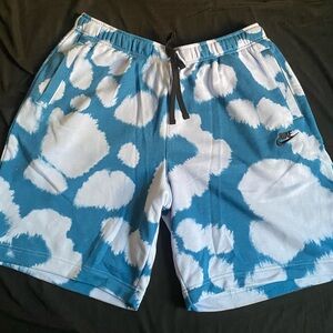 nike shorts XL